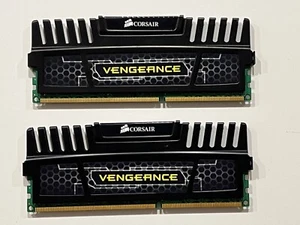 CORSAIR VENGEANCE 8GB (2x4GB) DDR3 PC3-12800 1600MHz RAM CMZ8GX3M2A1600C9 - Picture 1 of 4