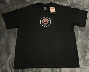 XL Nike Sportswear Max90 “Swooshtopia” “Sole” Energy T-Shirt FD1305-010 - Picture 1 of 8