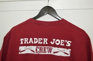 Trader Joes Crew T-Shirt Grafik Ruder Paddel Mitarbeiter Herren LARGE weinrot Gr. L - Bild 1 von 6