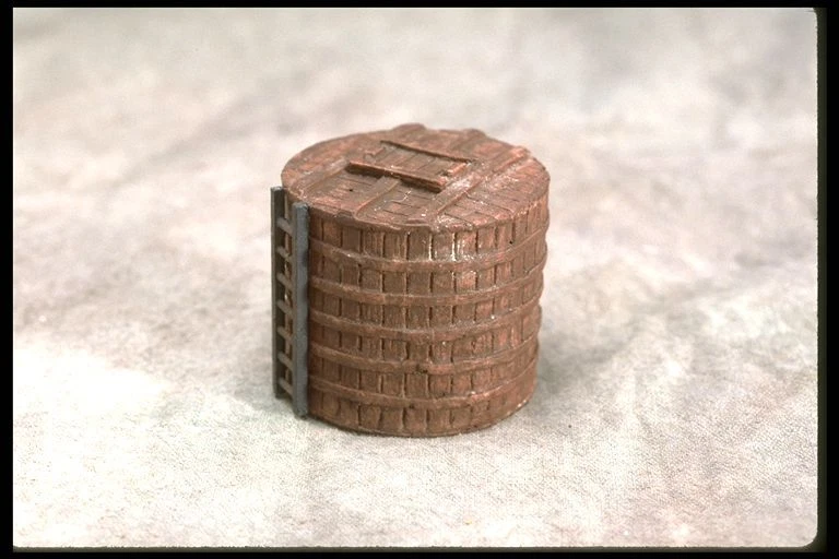 SMC-233 Wood Water Tank w/Ladder  Highly Detailed  HO, HOn30 Scale  (unfinished) - Image 1 of 1