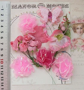 FRAMBUESA Y ROSA 4 estilos 12 flores de papel y seda y mariposa 15-40 mm de ancho VC1 - Imagen 1 de 3