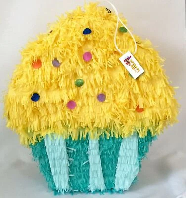 APINATA4U Cupcake Pinata Cupcake Party Favor - Image 1 of 2