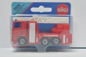 Siku 3" DieCast car Mercedes Benz Atego Fire Engine #1015 - Picture 1 of 1