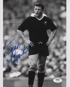 SEAN FITZPATRICK LEGENDARY ALL BLACKS CAPTAIN SIGNED ON-FIELD PHOTO PSA - Picture 1 of 3