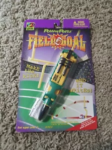 Nuevo bolígrafo de juguete de fútbol americano PowerPenz Green Field Goal 1998 de colección - Imagen 1 de 2