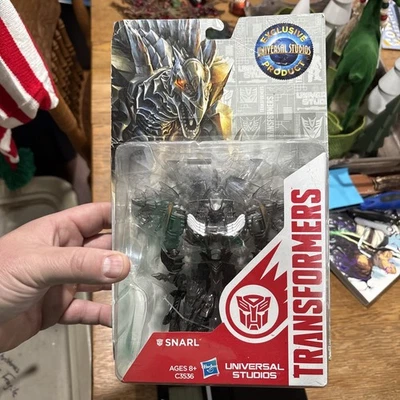 "RARE"-Transformers DINOBOT SNARL UNIVERSAL STUDIOS EXCLUSIVE "NEW"! - Image 1 of 4