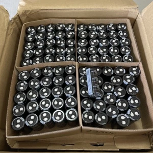 (200) CONDENSADOR 200 VOLTIOS 1000 uF (M) a presión nippon chemi-con 105 c g5 - Imagen 1 de 7