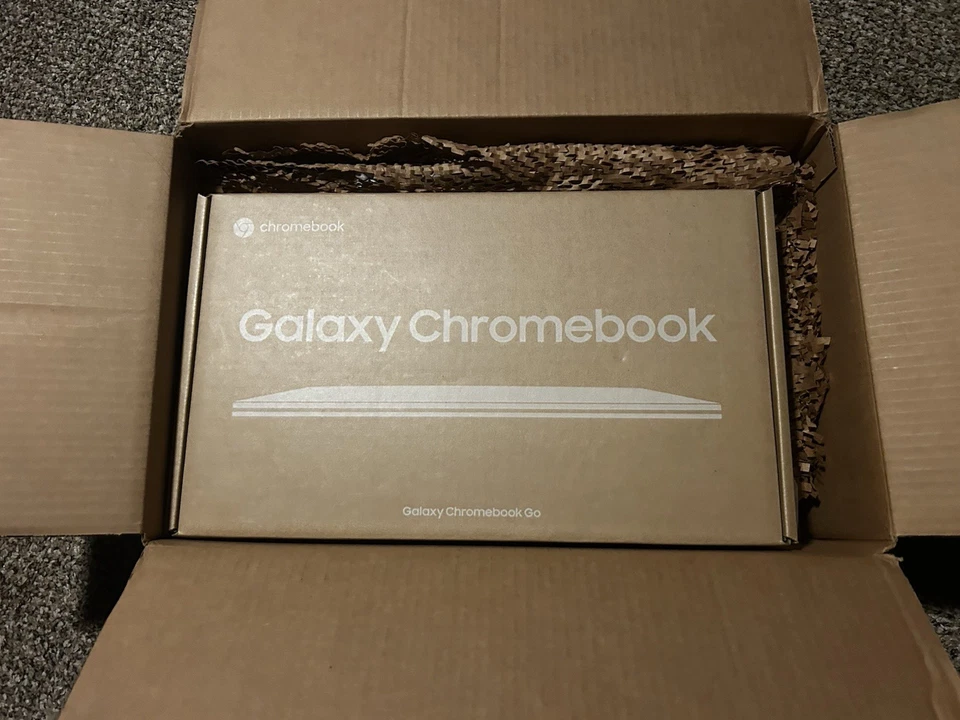 Samsung Galaxy Chromebook Go 14" (32GB eMMC, Intel Celeron N, 2.80 GHz, 4GB, Verizon) Laptop - Silver - XE345XDA-LA1VZ