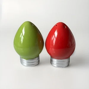 Christmas Lights Salt & Pepper Shakers Red & Green Bulb S&P Shaker Set Holiday - Picture 1 of 7