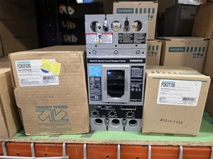 Interruttore automatico ITE Siemens FD63F250 e unità trip FD63T150 150amp NUOVO FXD63B150 - Foto 1 di 2
