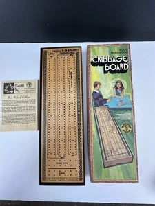 Vintage 1972 PLEASANTIME Two Lane CRIBBAGE BOARD No. 715 Hardwood with Box EUC - Picture 1 of 12