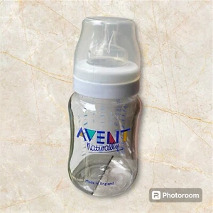 1 new Philips Avent Naturally Anti-Colic Bottle Clear 9 Oz nipple Sz 1 newborn - Picture 1 of 3