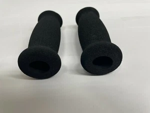 Empuñaduras confort de goma de espuma de extremo abierto Honda barril negro 7/8" 130 mm - Imagen 1 de 4