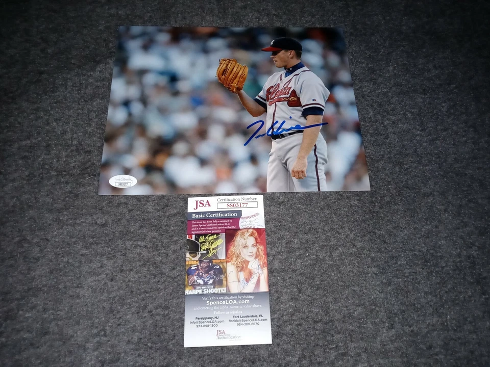 Tom Glavine signed 8x10 Jsa Atlanta Braves - Image 1 of 1