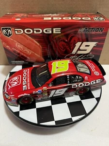 Signed Box! Jeremy Mayfield #19 Dodge Dealers 2004 1/24 Diecast - Picture 1 of 10