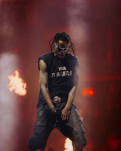 Travis Scott Tour Tickets. Köln 20.07.24 Unterrang Reihe 5. Vier Tickets - Bild 1 von 3