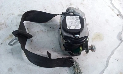 Audi A4 2011 camioneta de 4 puertas pasajero derecho retractor de cinturón trasero Foto 1 de 4