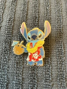 Disney Official Lilo & Stitch Metal Pin Hawaiian Shirt Coconut Leis Necklace - Picture 1 of 2