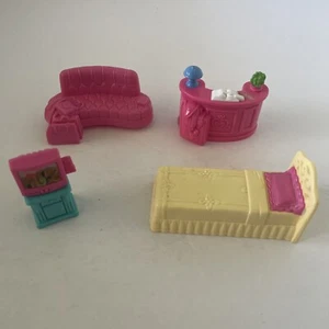 Vintage Fisher Price Sweet Streets Hotel Furniture - Desk, TV, Bed, and Sofa - Picture 1 of 2
