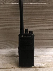 Motorola RMV2080 2W VHF 5 Channel Two-Way Radio - No Battery - No Talk Button - Picture 1 of 11