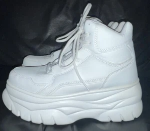 LADIES SIZE 6.5-7 WHITE PLATFORM LIGHTWEIGHT TRAINERS PRIMARK MINIMAL WEAR - Picture 1 of 10