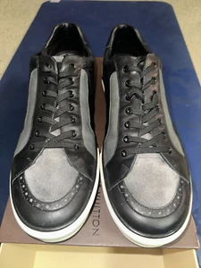 LOUIS VUITTON Classic Monogram Sneakers LV 10.5 - Picture 1 of 8