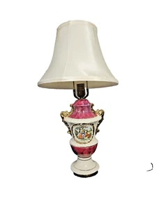 Circa 1950s Rococo Porcelain Lamp w/ Gold Trim – Romantic Scene, For Repair  - Picture 1 of 16