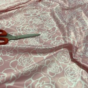 *NEW* Soft Smooth Satin  Baby Pink Full Floral Roses Print Fabric *FREE P&P*