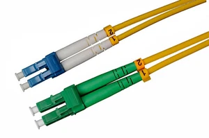 CONBIC® 2m LC APC - LC UPC cable de conexión dúplex OS2 9/125 2mm fibra óptica - Imagen 1 de 5