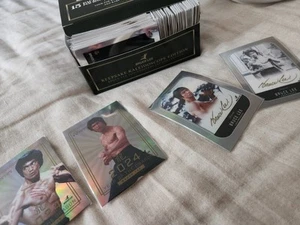 (380+) 2024 Bruce Lee Keepsake Kaleidoscope Edition 50th Base Cards + 22 Special - Bild 1 von 9