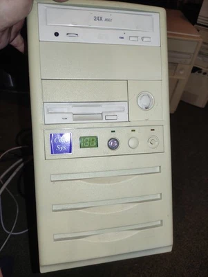 P2LB Mainboard Vintage klassiker Computer mit Intel Celeron 333 MHz 128 MB RAM - Bild 1 von 4