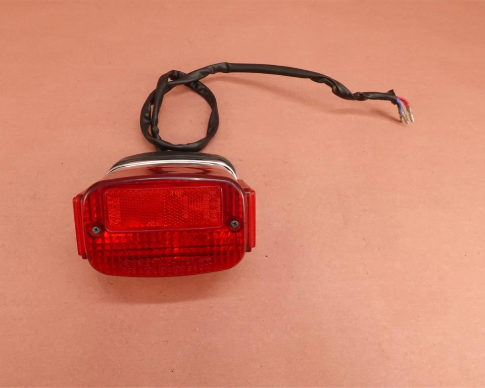 1996-2008 KAWASAKI VULCAN 1500 VN1500E Taillight Tail Light Brake Lamp - Image 1 of 4