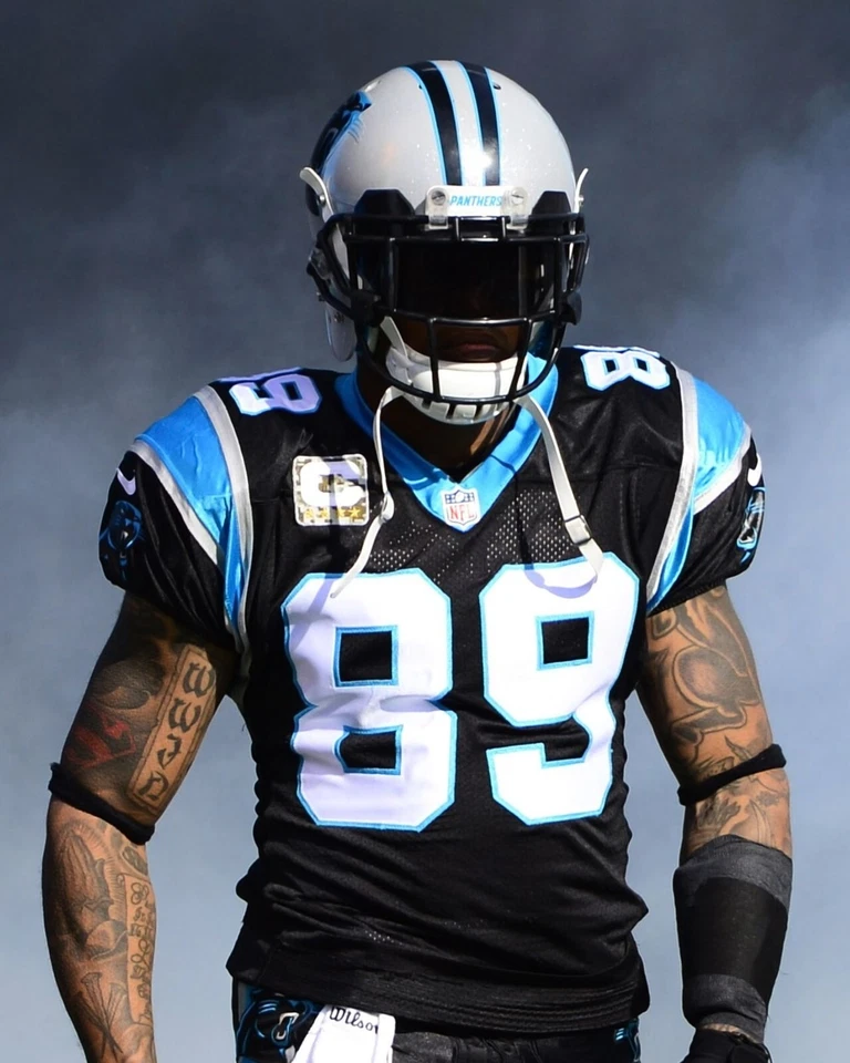 Steve Smith Sr. Foto de fútbol americano de la NFL Smoke Entrance Carolina Panthers 8x10 Foto 1 de 1