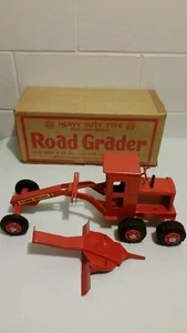 Vintage Marx Toys heavy pressed steel Road Grader MiB - Picture 1 of 8