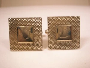 J Engraved Monogram Initial Letter Font Gold Tone Quality Vintage Cuff Links - Picture 1 of 7