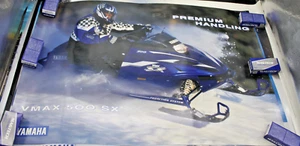 Póster original de distribuidor Yamaha. Pantalla de venta de moto de nieve 36x24' YP16 Vmax 500 - Imagen 1 de 1