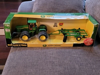 Vintage Ertl John Deere #9520 Tractor w/Ripper New in Box. 2005 - Image 1 of 4