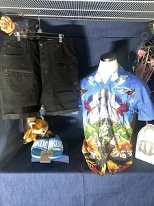 Pantalones cortos Akoo talla 36 grandes con botones - Imagen 1 de 6