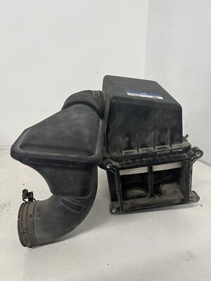 2009-2010 HYUNDAI SONATA 2.4L Air Intake Cleaner Filter Housing Box Assembly OEM - Image 1 of 4