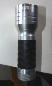 TORCIA PILA LAMPADA TASCABILE UFFICIALE VOLVO CM 10 - Imagen 1 de 3