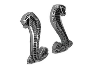 2007 - 2014 Mustang Cobra Shelby Fender Guard Snake Emblem Badge Pair Chrome  - Picture 1 of 4