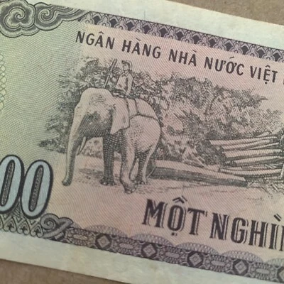 Used Vietnam 1000 Dong Banknote 1991 Ho Chi Minh, Elephant Vietnamese Currency - Image 1 of 4