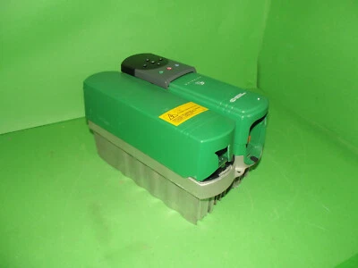 Control Techniques EMERSON UNIDRIVE UNI2402 - Image 1 of 4