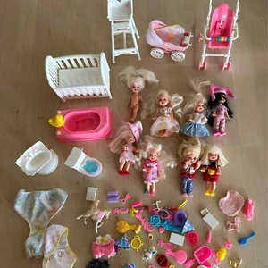 Barbies y accesorios Baby Kelly - Imagen 1 de 7