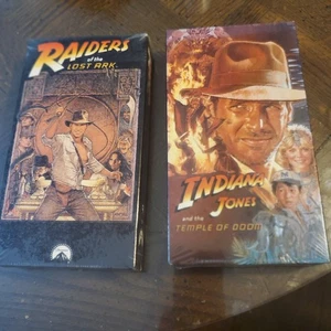 Indiana Joens Raiders Of The Lost Ark And Temple Of Doom Vhs Sealed - Imagen 1 de 2