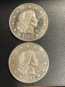 Lot 2 - 1982 World Wide Mint 1 oz Silber 0,999 Silbermedaille - Bild 1 von 2