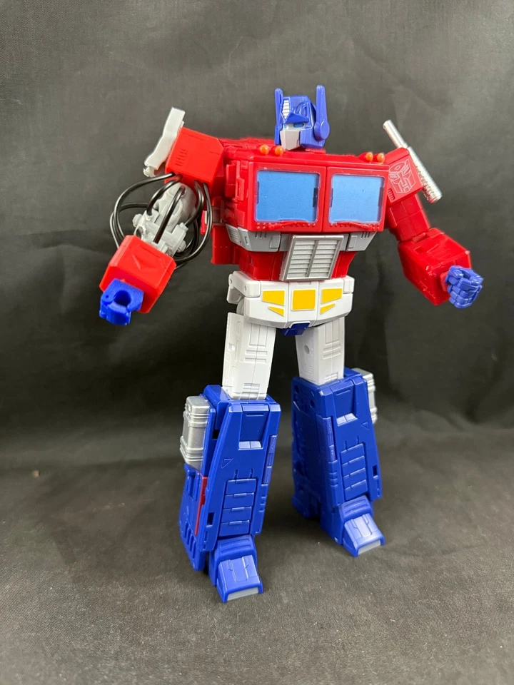 Battle Damaged Arm for Studio Series Optimus Prime  *Accessory Only - Image 1 of 4