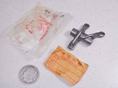 78-83 Honda XR250R XL250R XL250S XR250 XR XL 250 250S 250R NOS Intake Rocker Arm - Image 1 of 4