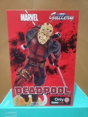 Diamond Select Toys Marvel Gallery: Unmasked Deadpool PVC Diorama (Gamestop) - Image 1 of 4