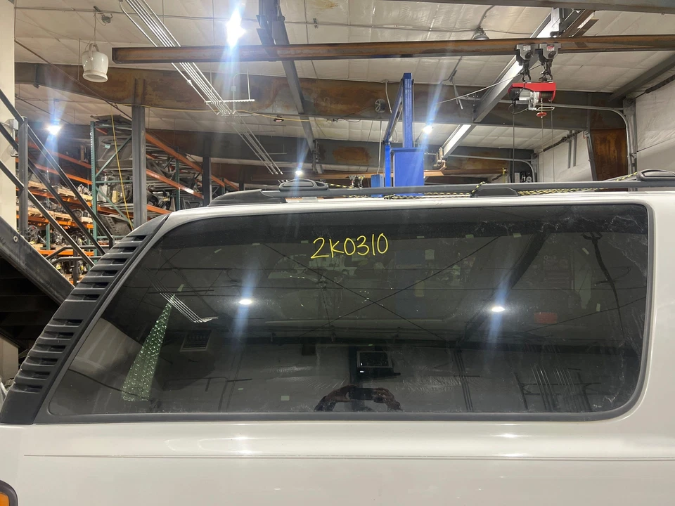 2000-06 GMC Yukon XL1500 Passenger RH Right Quarter Window Glass (Privacy Tint) - Imagem 1 de 1